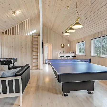 בית נופש Stunning In Idestrup With Kitchen